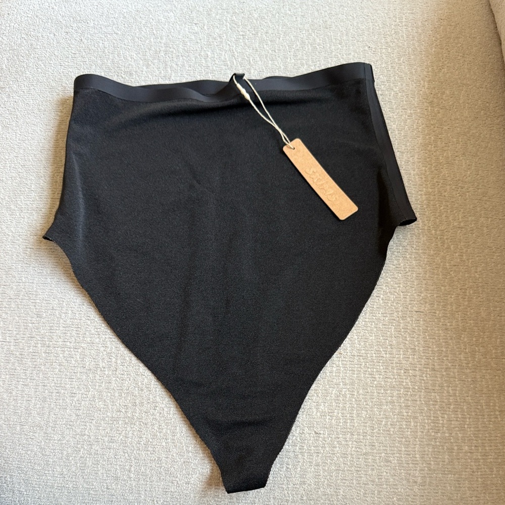 Skims Sheer High Waisted Sculpting Thong